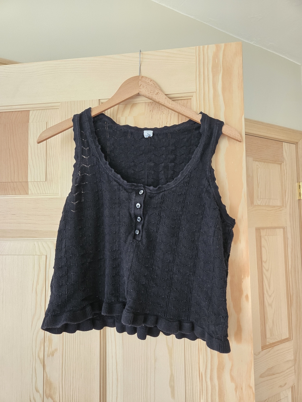 Old Navy Black Knit Button-Front Cropped Tank